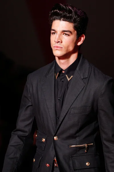 Look 7